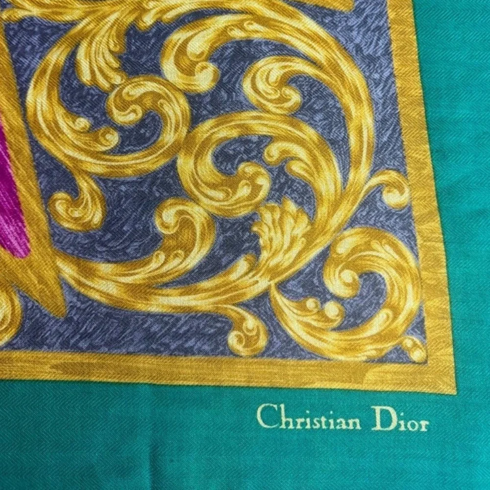 DIOR- Christian Dior large silk vibrant scarf 🧣
